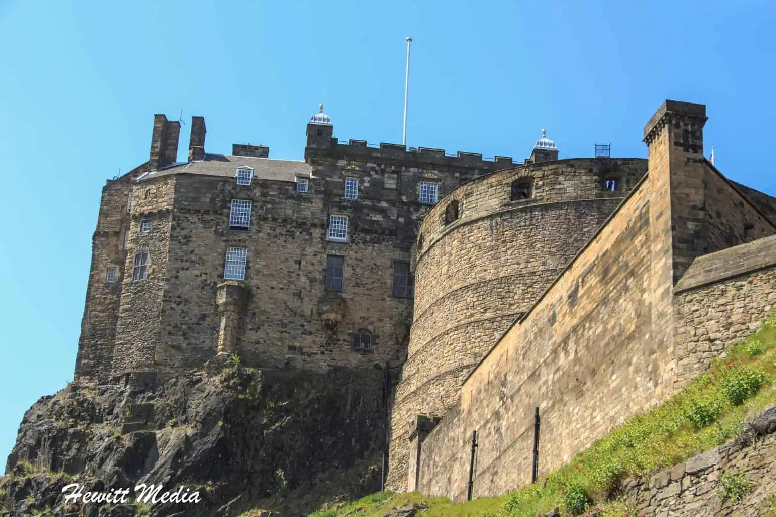 Traveler's Guide to Edinburgh - Edinburgh Castle