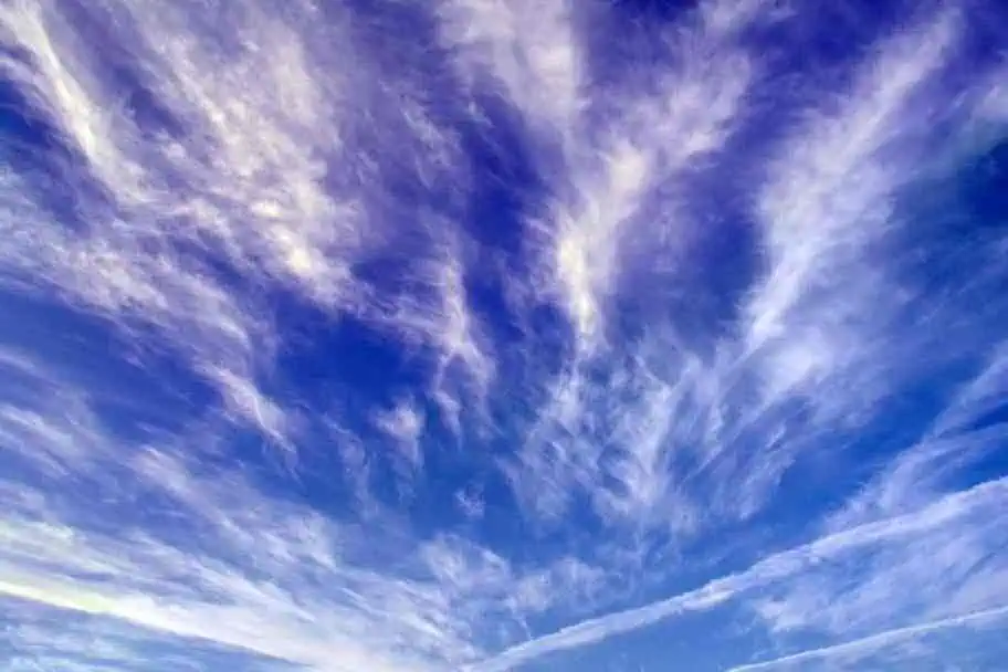Cirrus Clouds Predicting Amazing Sunrises and Sunsets - Cirrus clouds