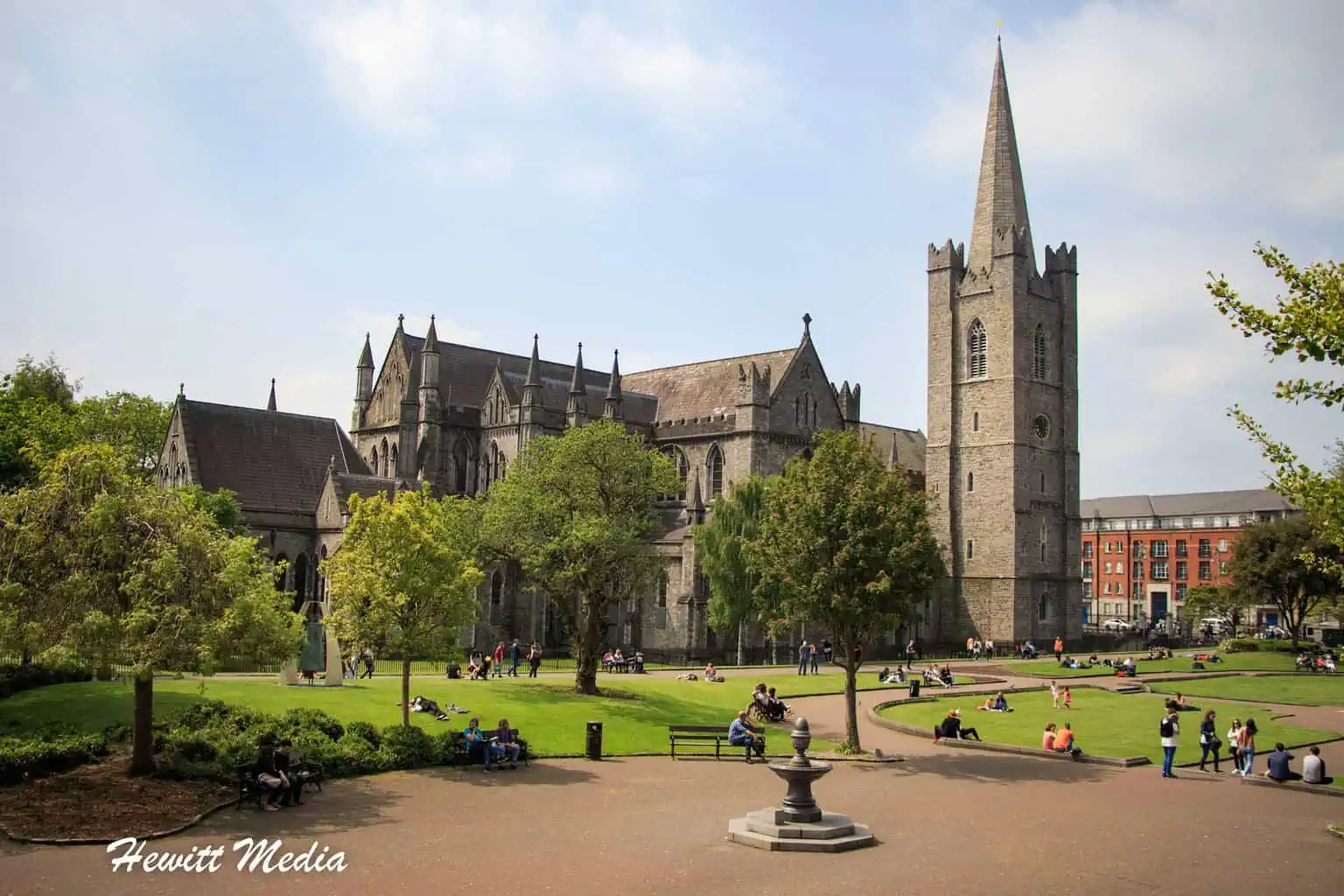 Dublin Ireland Visitor Guide