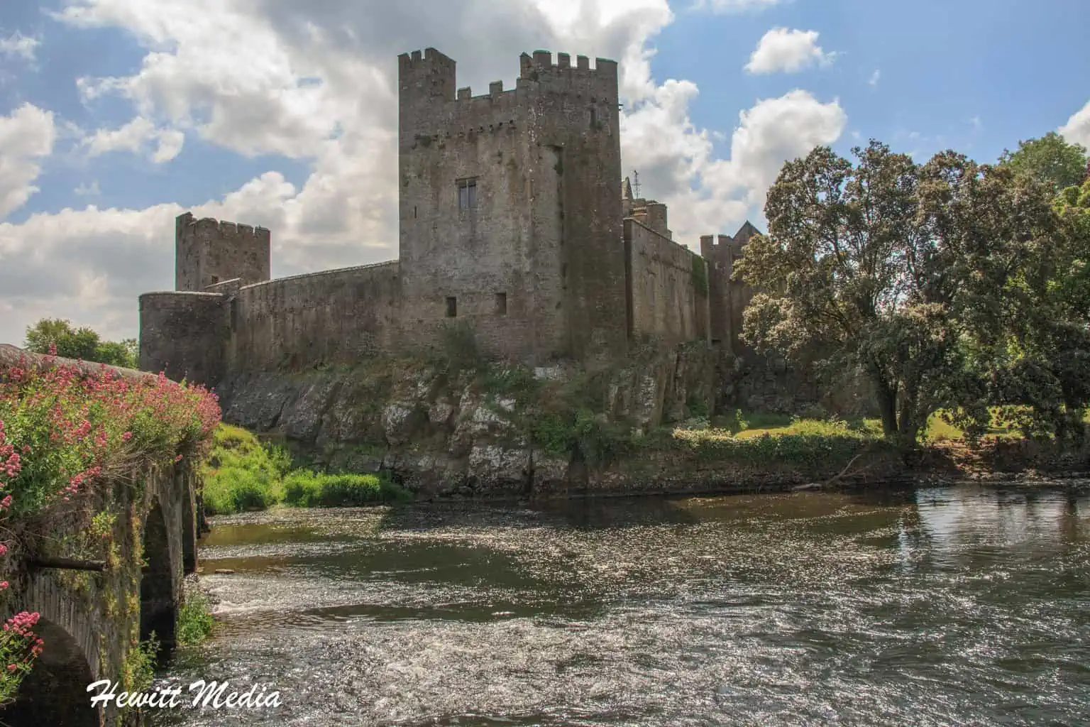 Ireland Travel Itinerary - Cahir Castle