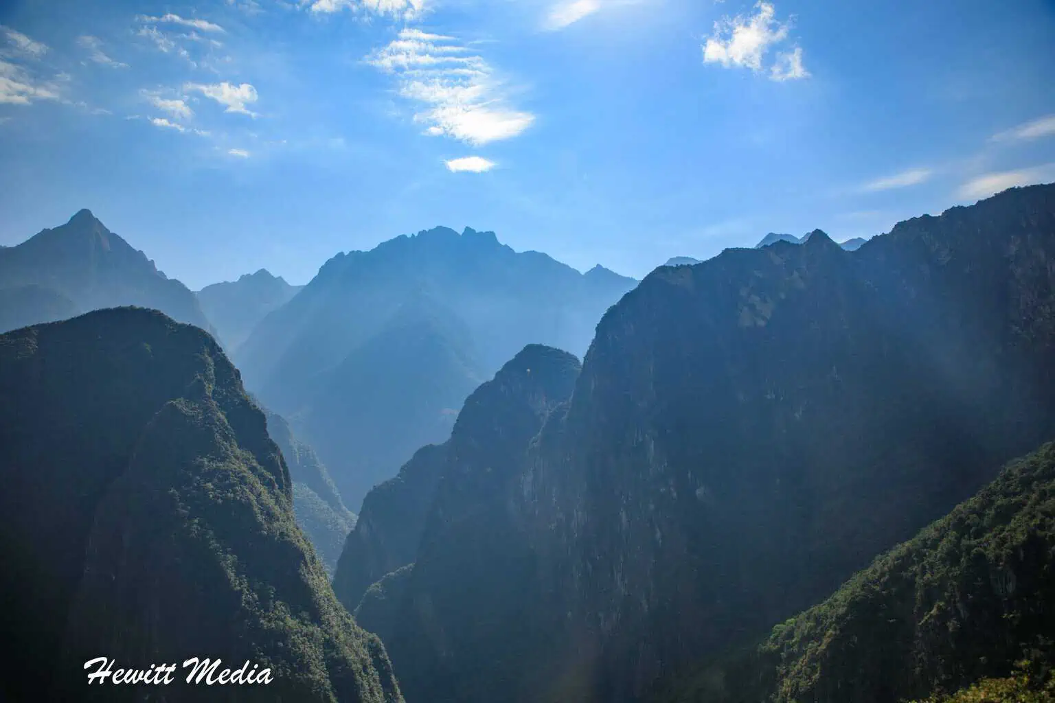 Machu Picchu Visitor Guide - The Andes Mountains