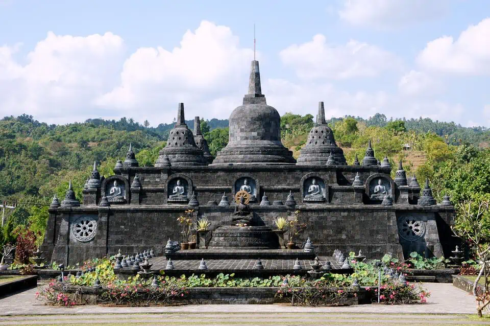 Top Travel Experiences - See the Temples in Bali