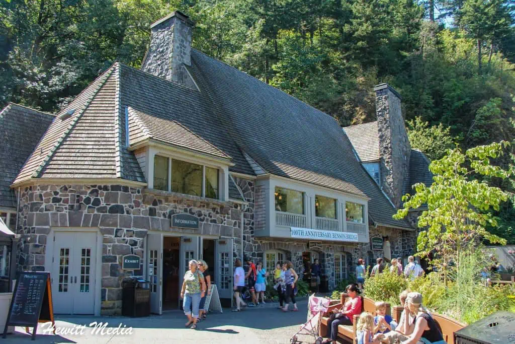 Multnomah Falls Oregon Travel - Multnomah Falls