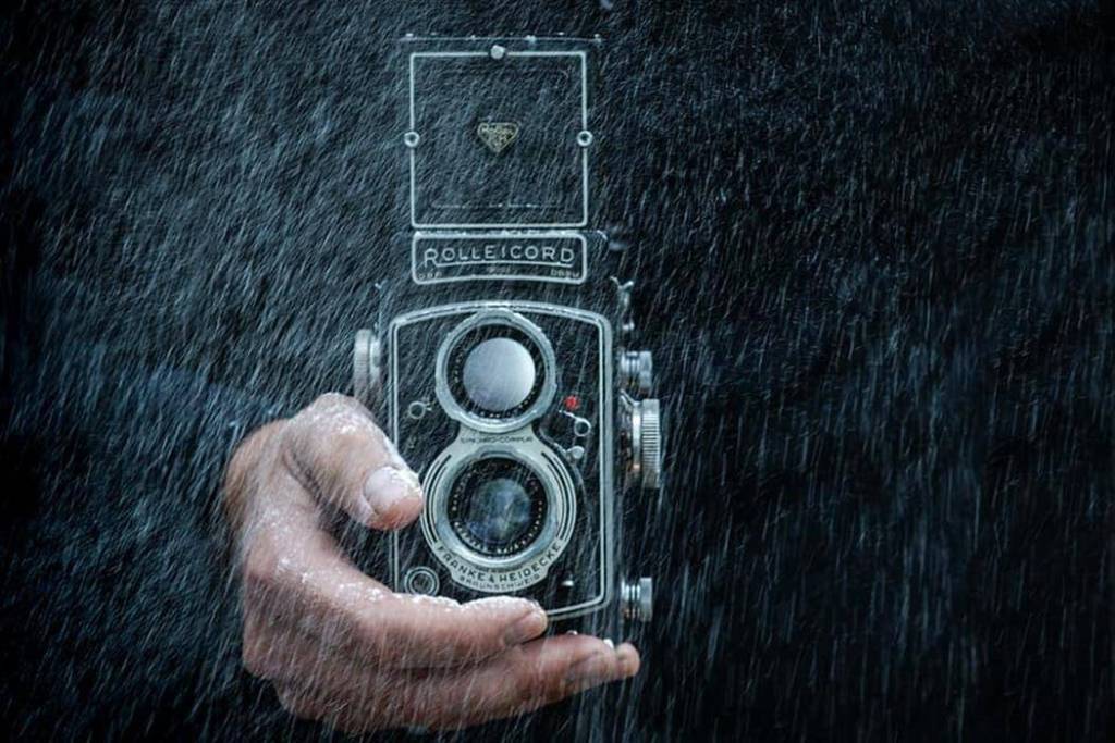 Don't Change Lenses in Dusty Weather Dusty Weather