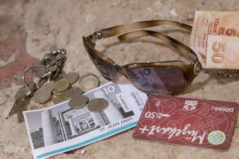 Carry Enough Money Tips for New Travelers - Carry Enough Money
