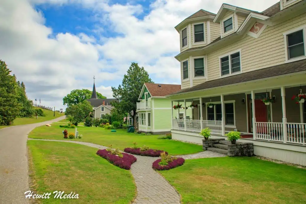 Mackinac Island Visitor Guide