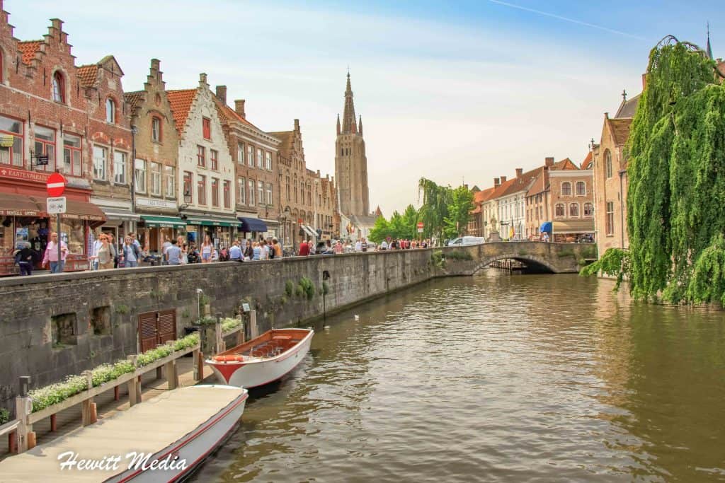 Venice of the North - The Complete Bruges, Belgium Travel Guide