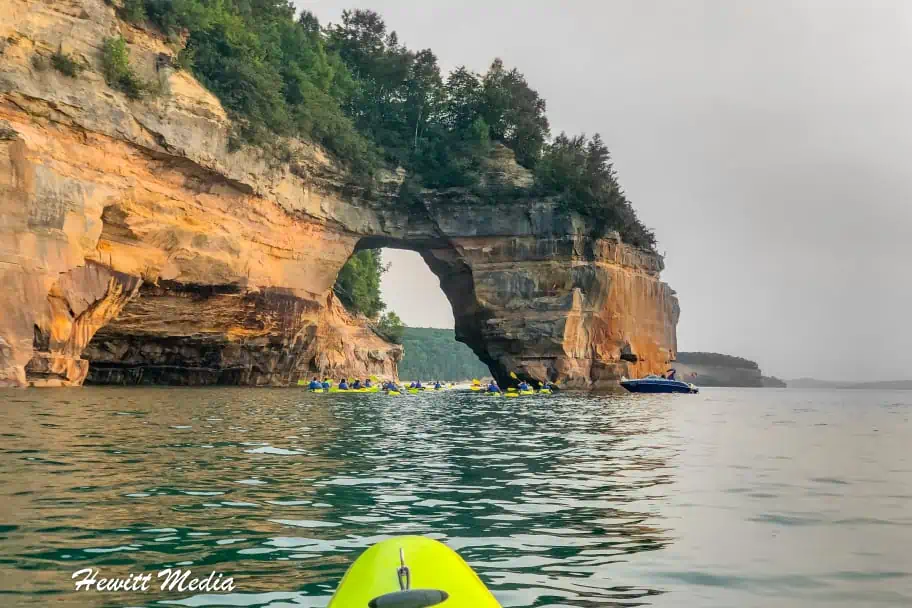 Pictured Rocks Travel Guide - Kayaking at Pictured Rocks