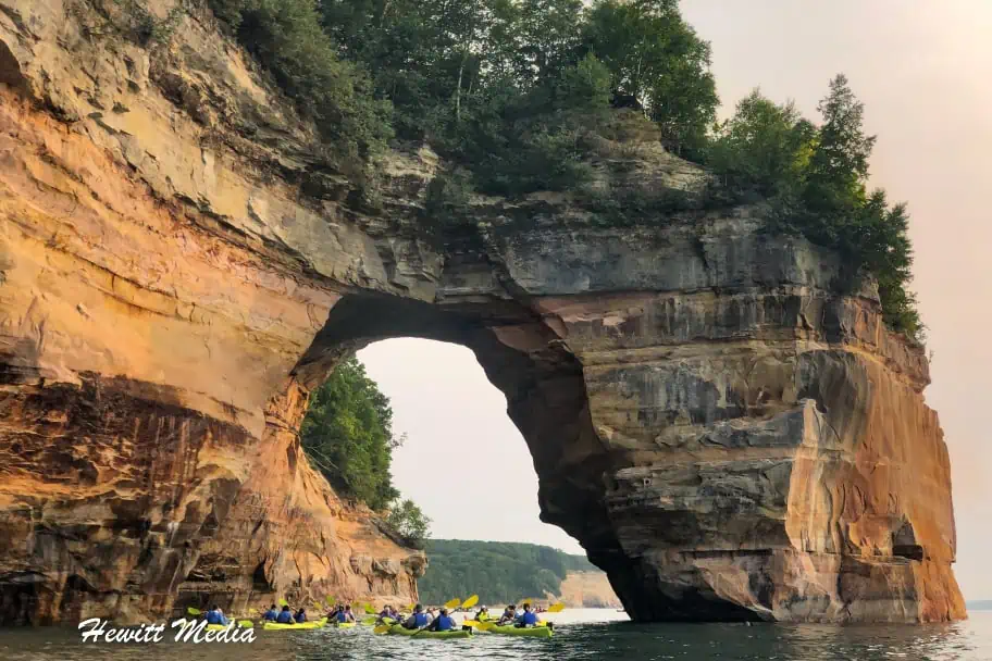 Pictured Rocks Travel Guide