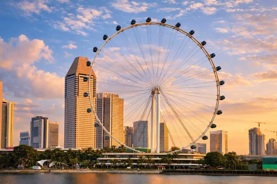 Singapore travel guide - Singapore Flyer
