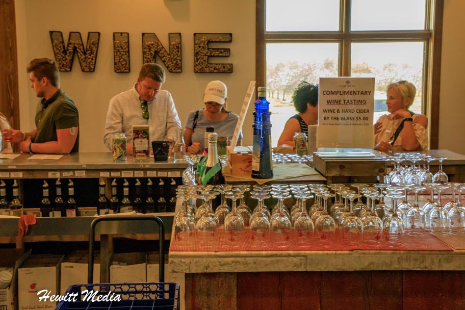 Door County Wisconsin Travel Wine Tastings