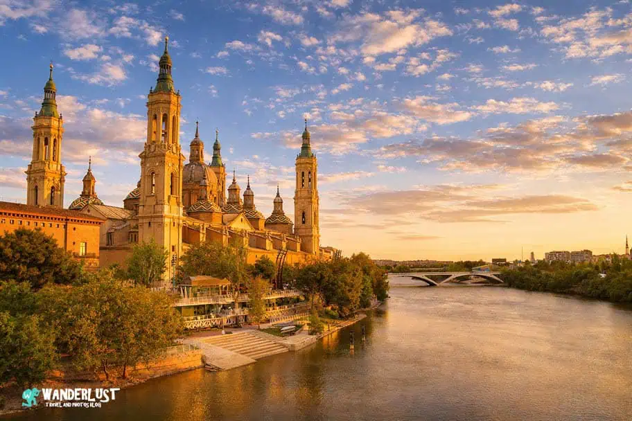 Basilica de Nuestra Senora del Pilar Basilica de Nuestra Senora del Pilar