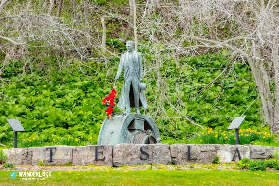 Niagara Falls Travel Guide