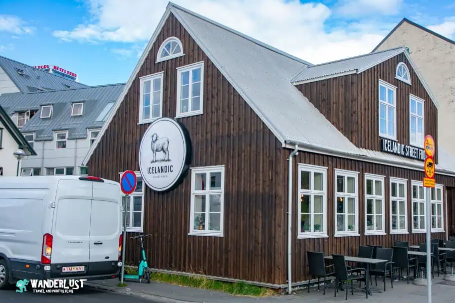 Reykjavik Travel Guide - Icelandic Street Food