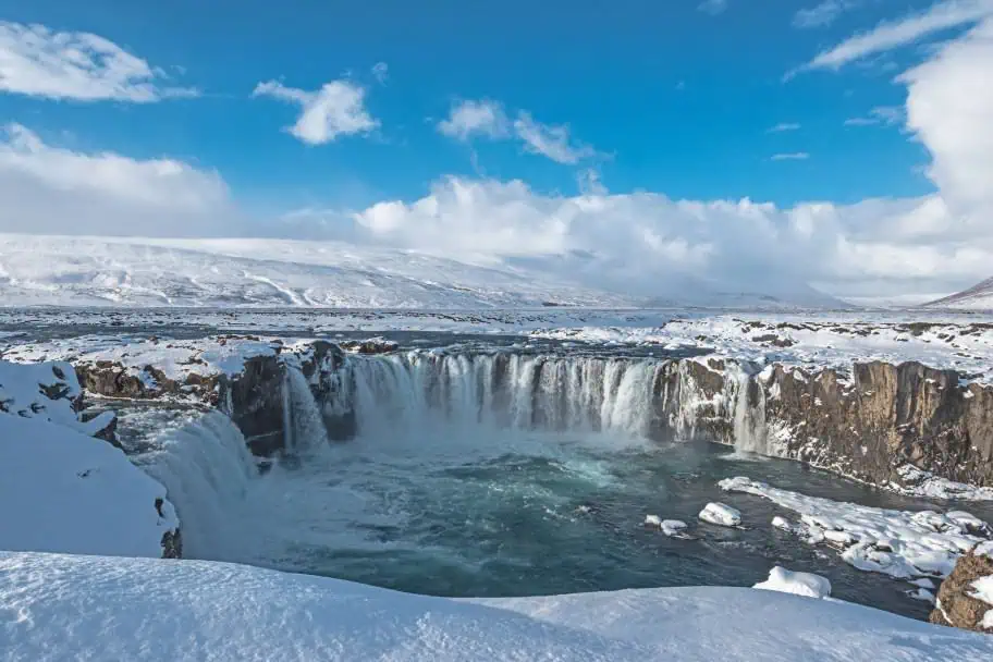 Goðafoss Waterfall in Winter Goðafoss Waterfall in Winter