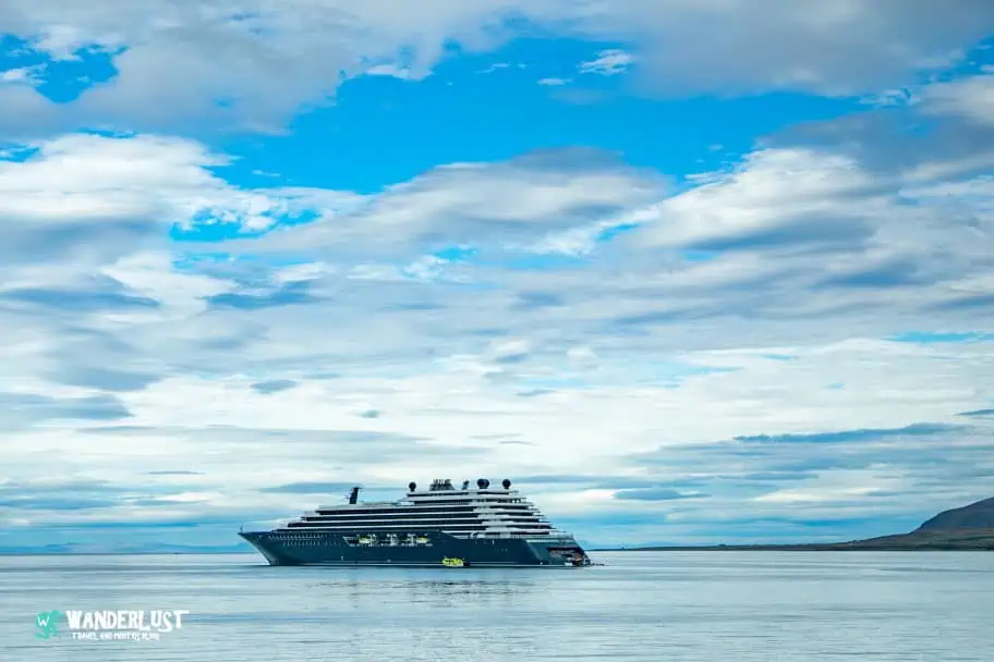 Northwest Iceland Guide - Cruise Ship