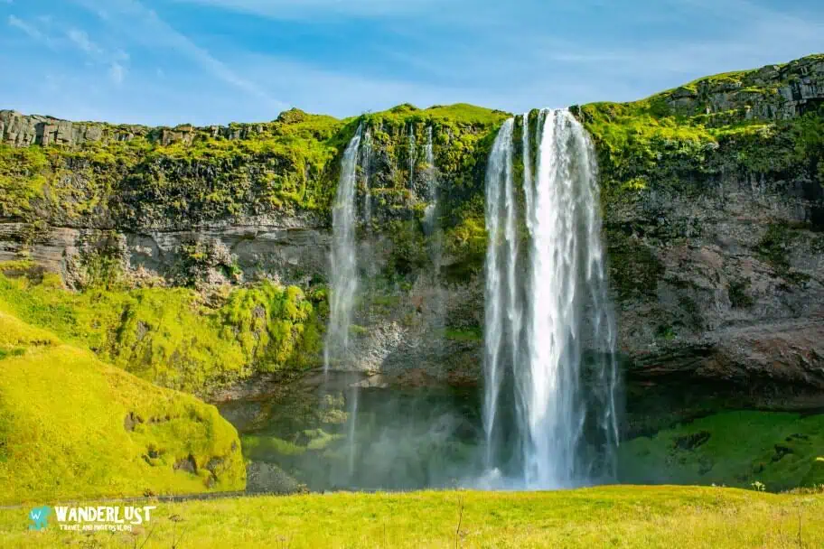 Seljalandsfoss waterfall