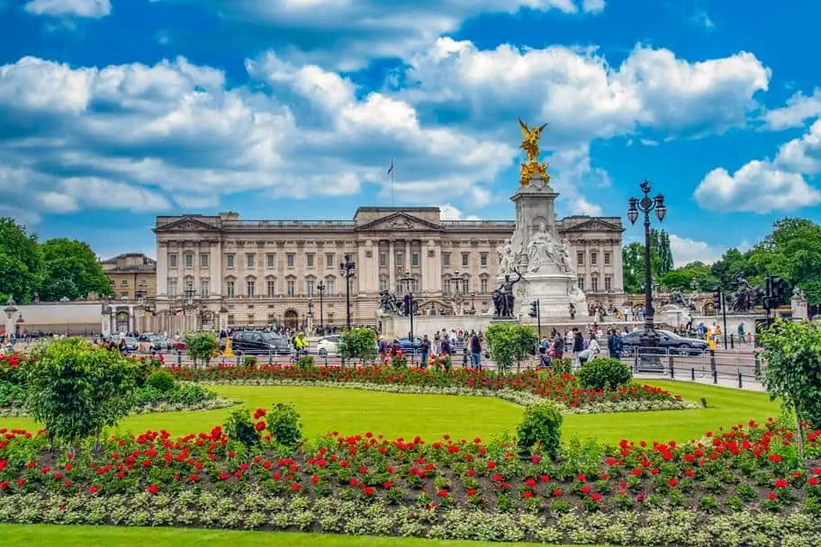 Things to See in the United Kingdom - Buckingham Palace