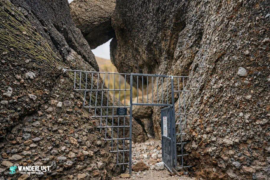 Pinnacles National Park - Balconies Cave