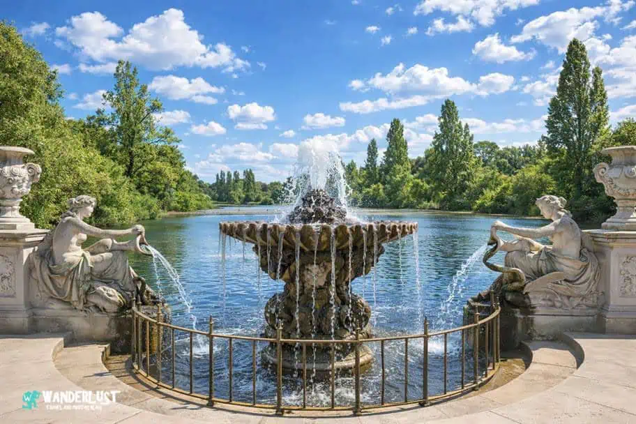 London travel guide - Hyde Park