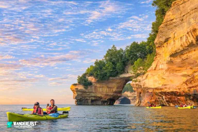 Pictured Rocks September The Definitive Pictured Rocks Travel Guide