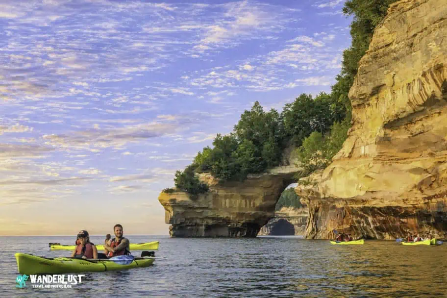 Pictured Rocks Travel Guide