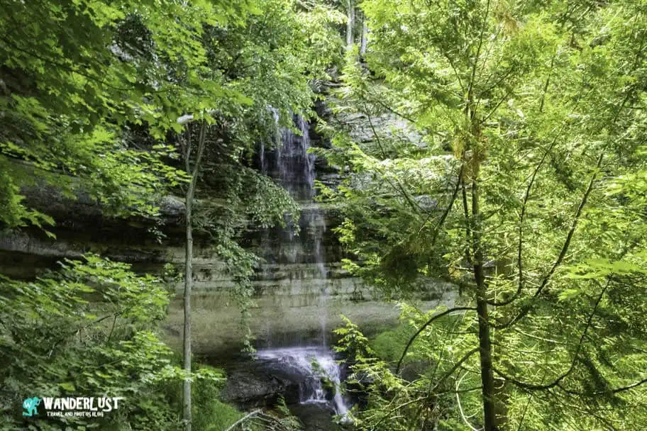 Pictured Rocks Travel Guide - Munising Falls