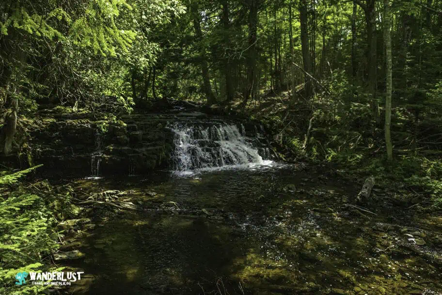 Pictured Rocks Travel Guide