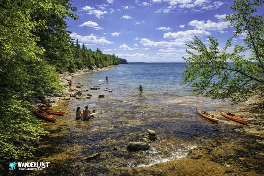 Pictured Rocks Travel Guide