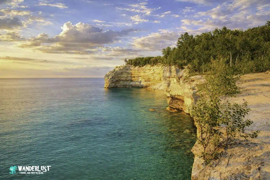 Pictured Rocks Travel Guide