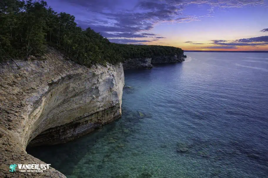 Pictured Rocks Travel Guide