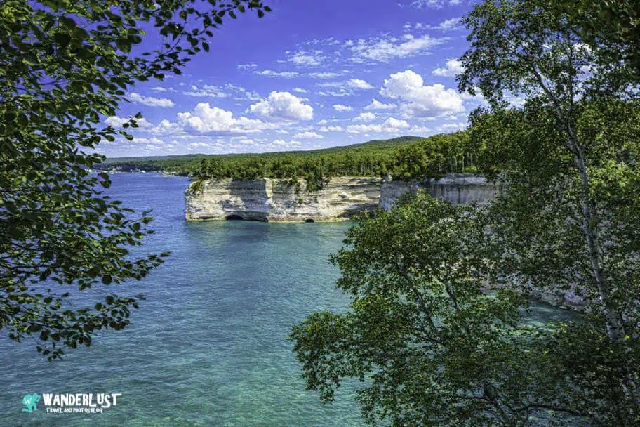 Pictured Rocks Travel Guide