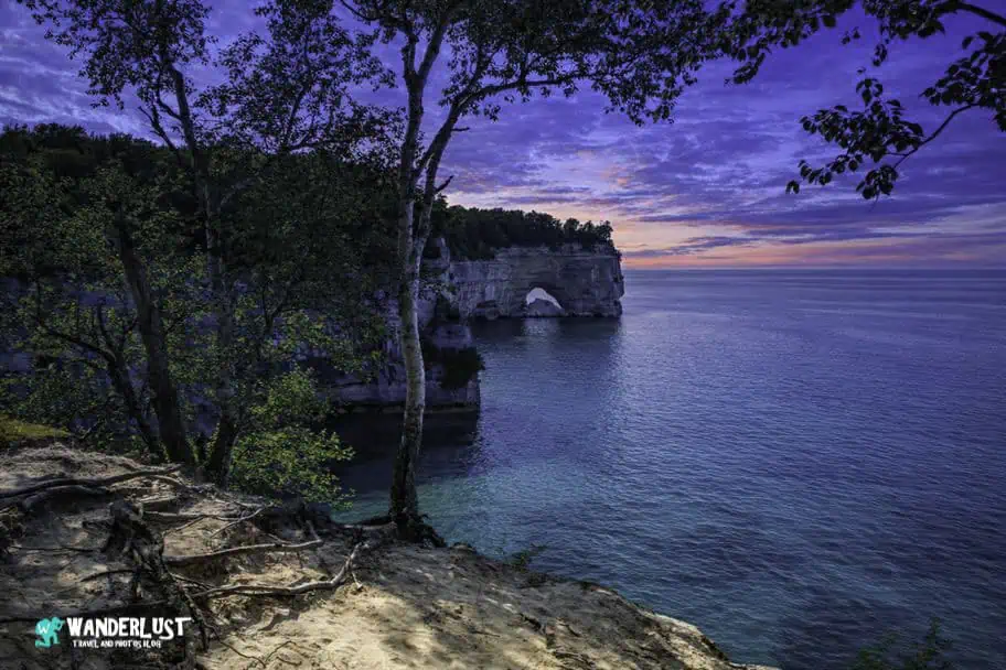 Pictured Rocks Travel Guide