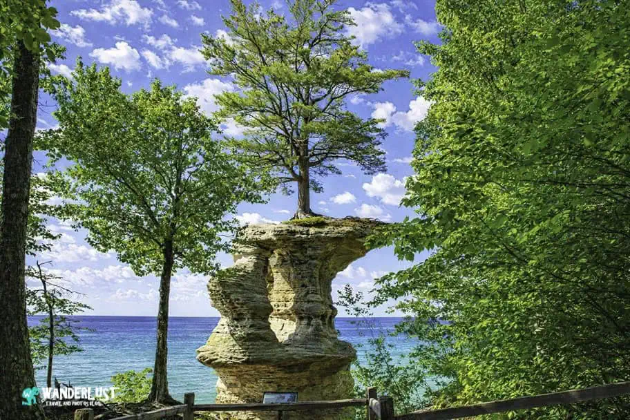 Pictured Rocks Travel Guide - Chapel Rock