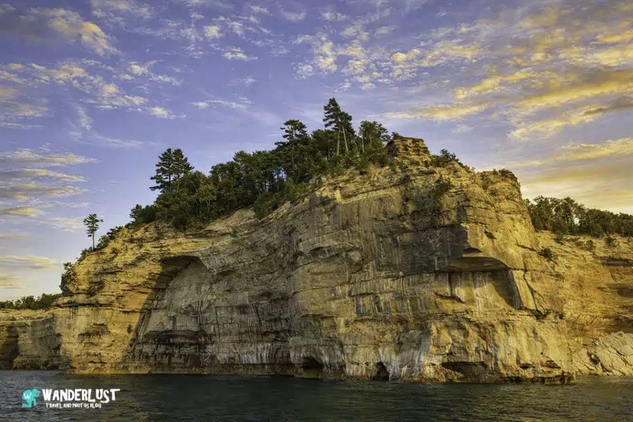Pictured Rocks Travel Guide
