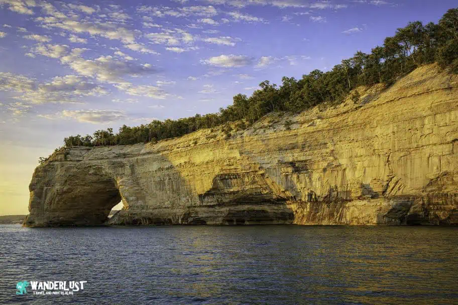 Pictured Rocks Travel Guide