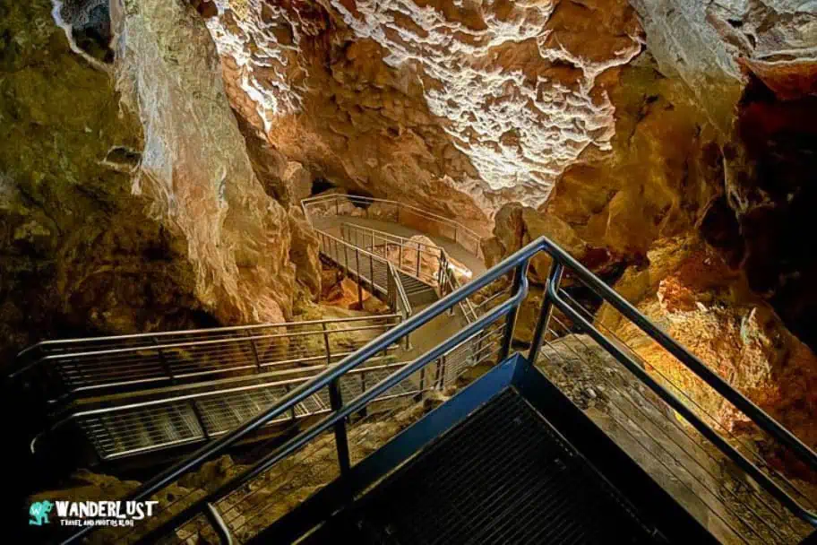 Jewel Cave visitor guide