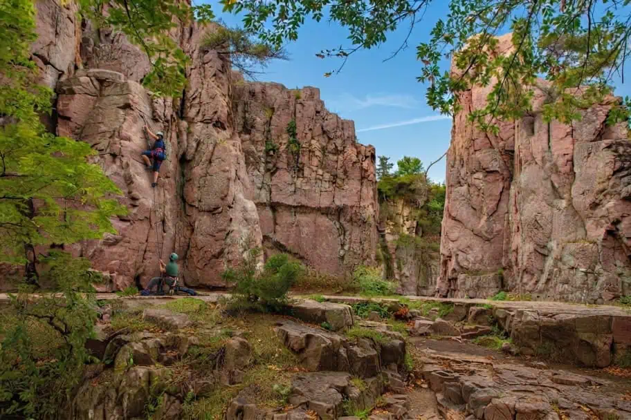 Rock Climbing at Palisades State Park