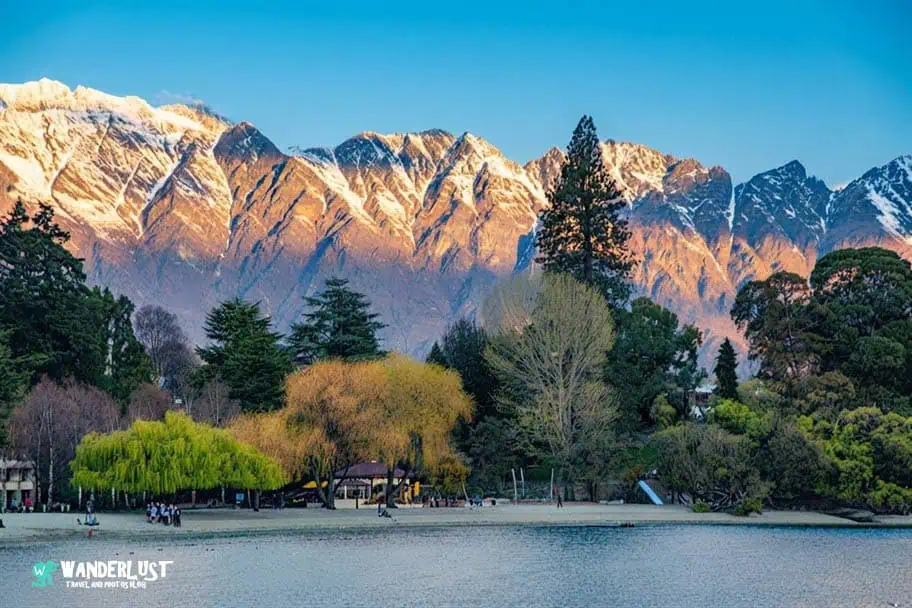 Queenstown, New Zealand Queenstown, New Zealand travel guide